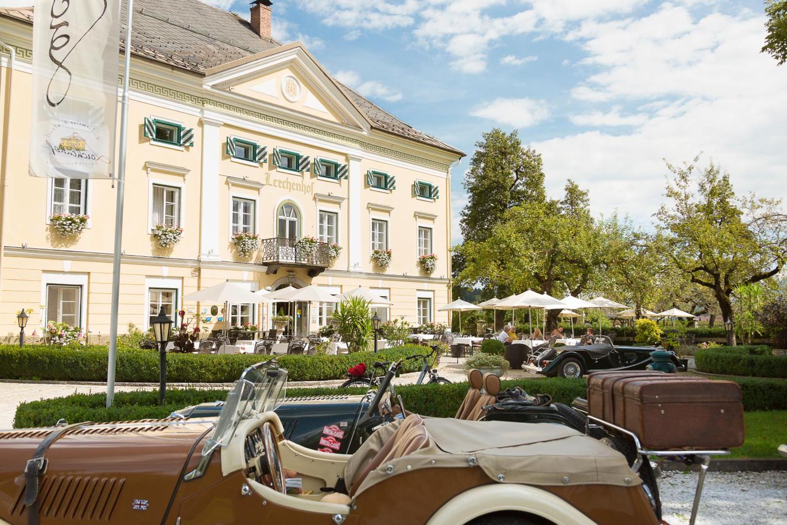 Hotel Schloss Lerchenhof 2
