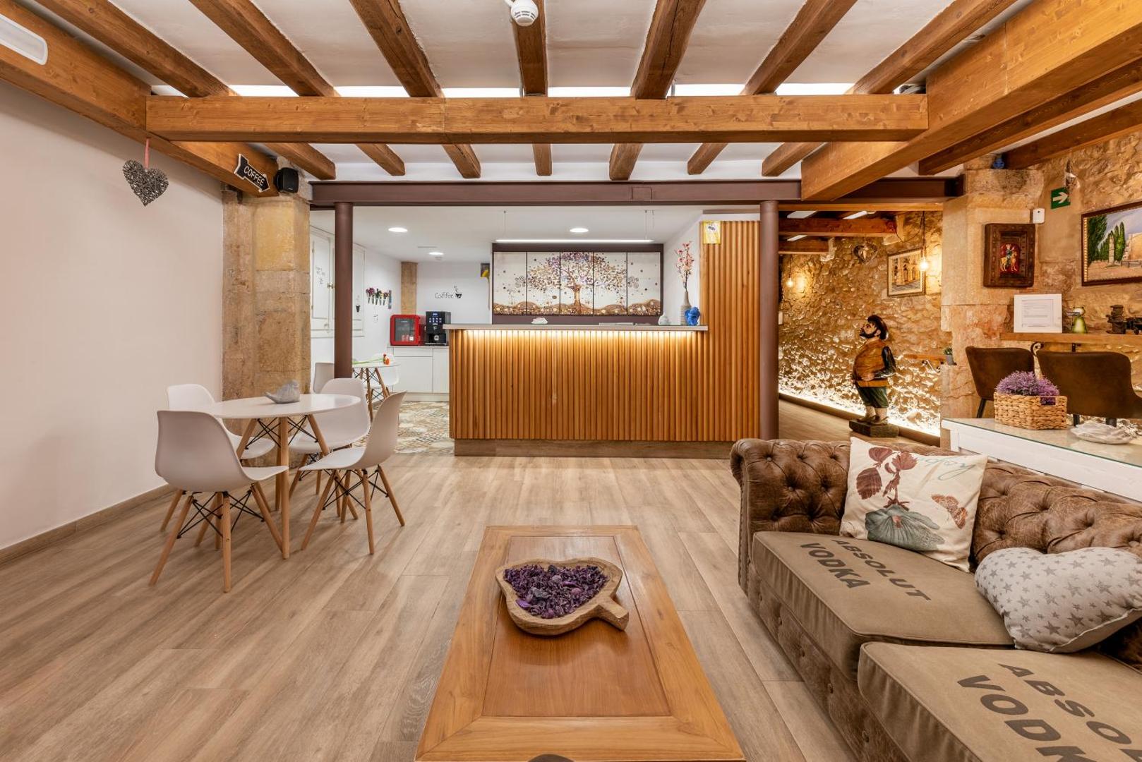 Hostal 977 5