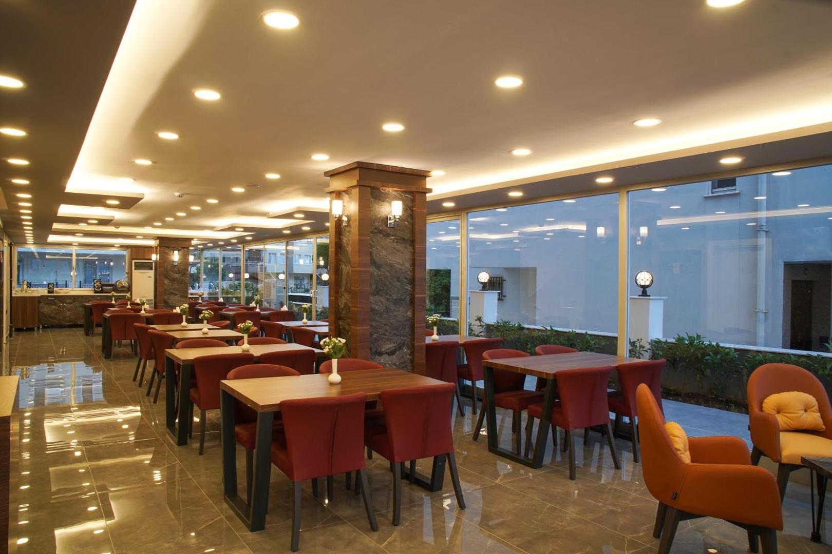 AF-RA Hotel 6