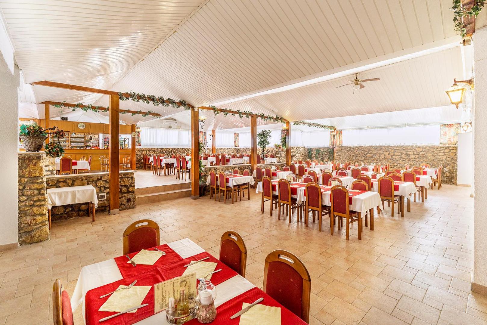 Hotel Omorika 5
