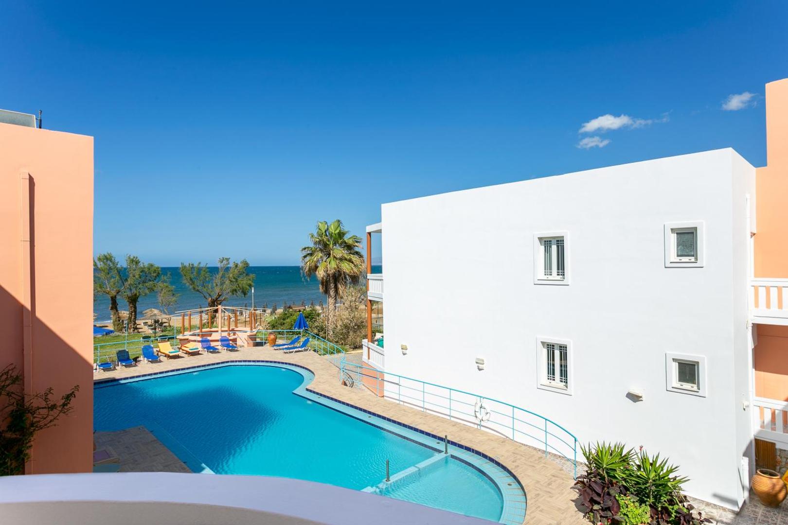 Eden Beach Hotel 5