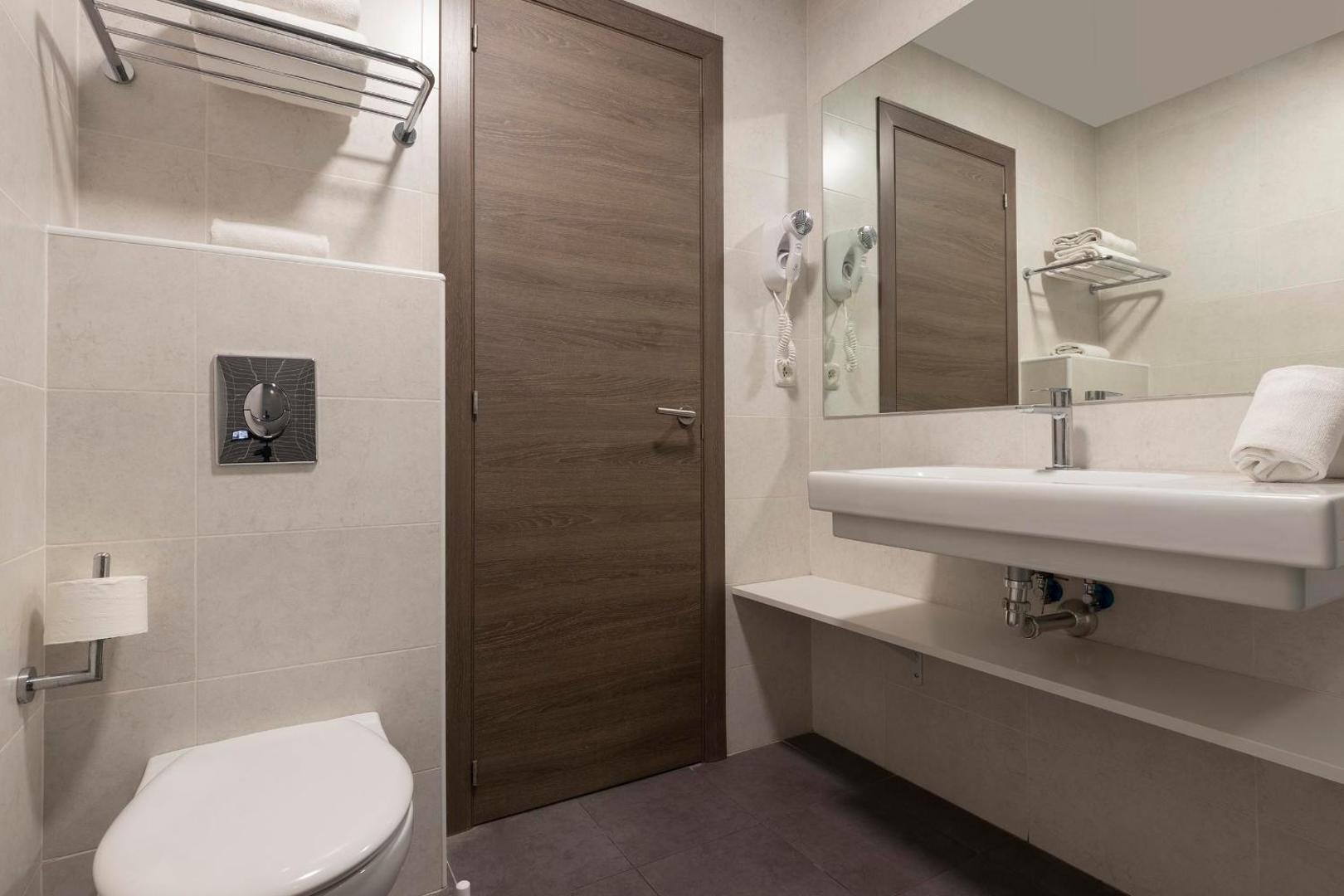 Hotel Palia La Roca 4