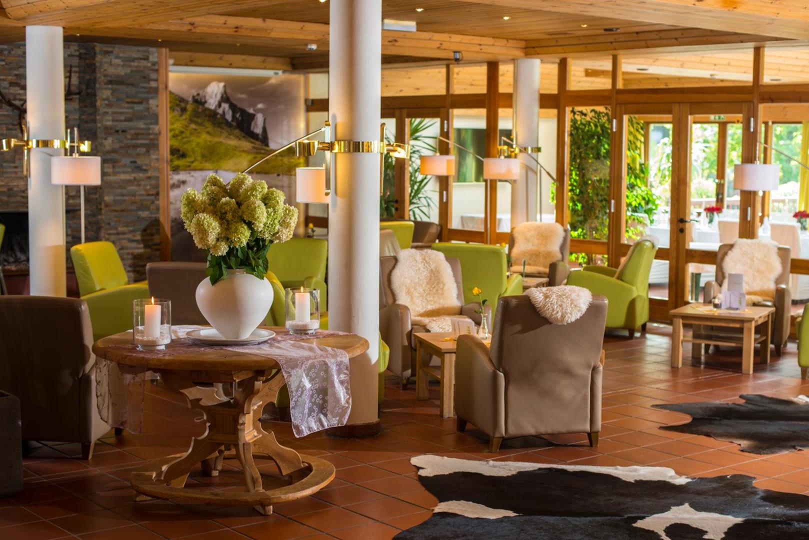 Hotel Das Gastein - ganzjährig inklusive Alpentherme Gastein & Sommersaison inklusive Gasteiner Bergbahnen 5
