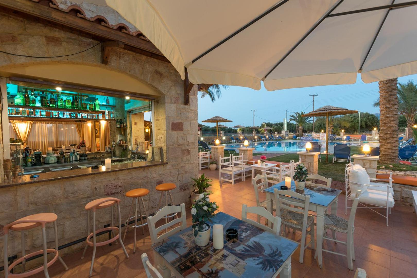 Danelis Studios & Apartments 6