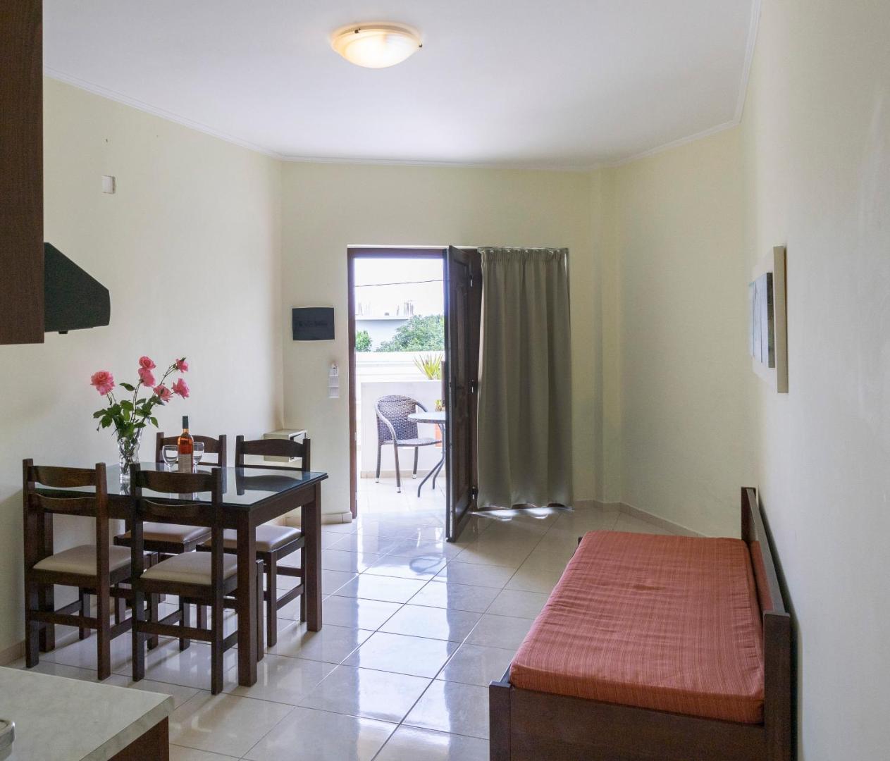 Sandy Suites 5