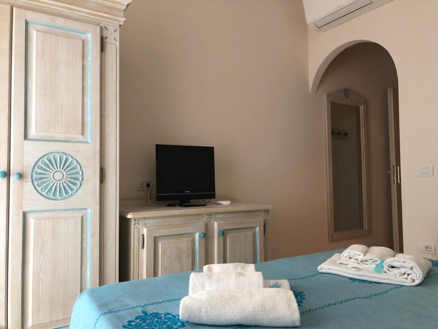 Hotel Riviera 7