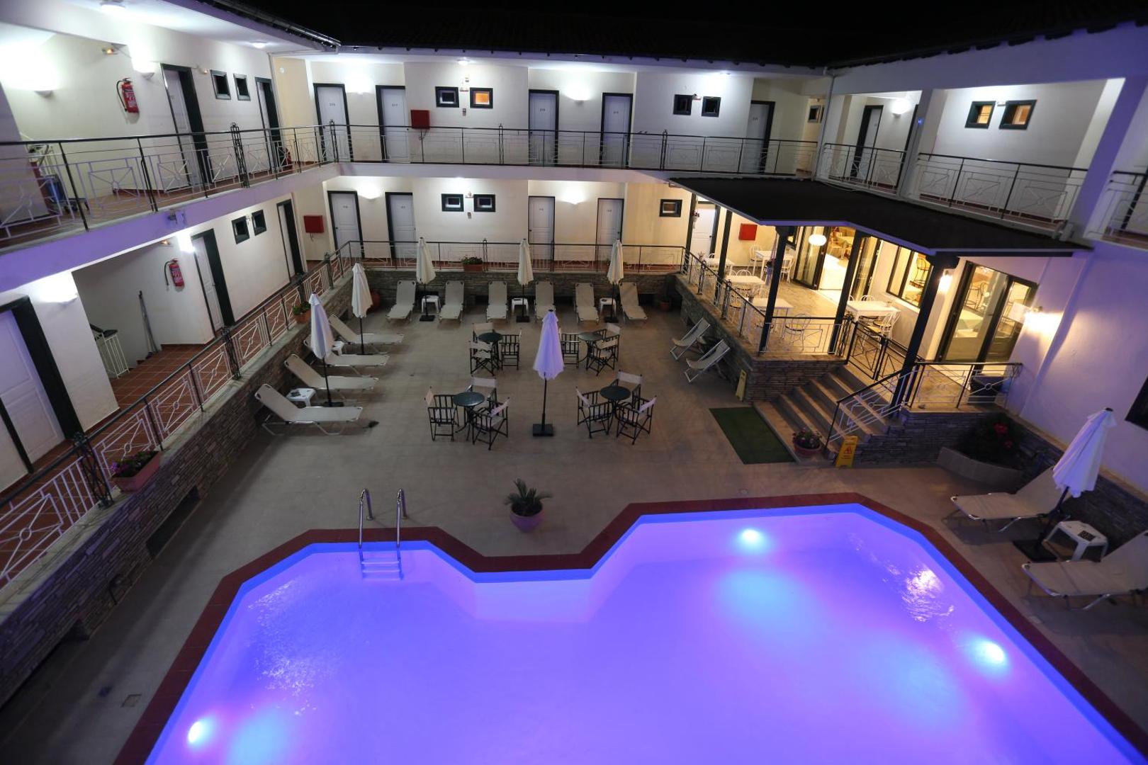 Sun Hotel 2