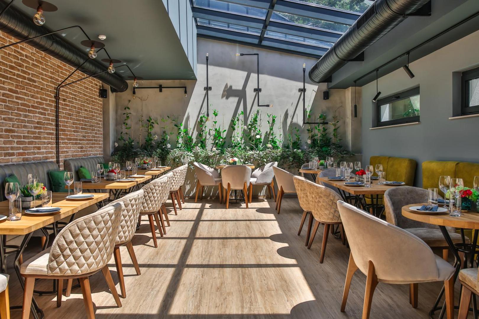Reverence Boutique Hotel 5