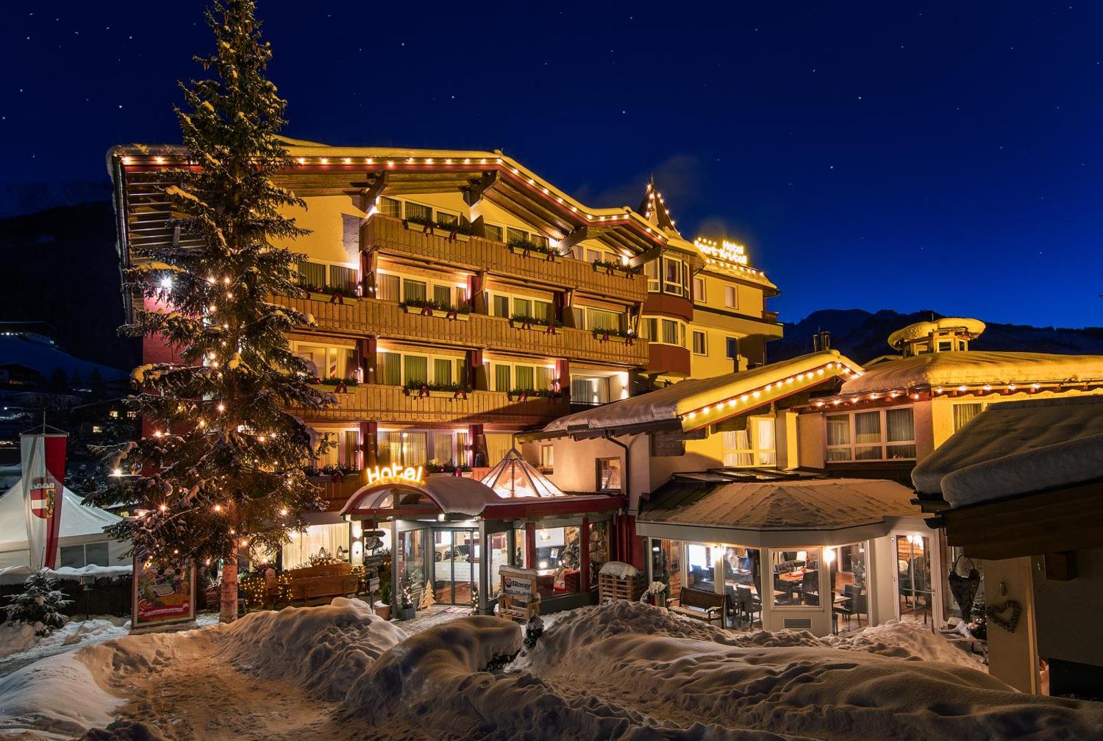 VÖTTER'S HOTEL in Kaprun - including Summer Card 8