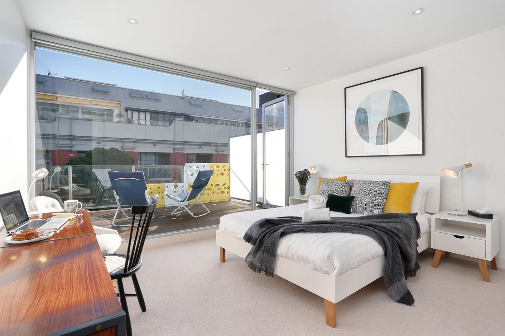 StayCentral – Collingwood Penthouse on Oxford