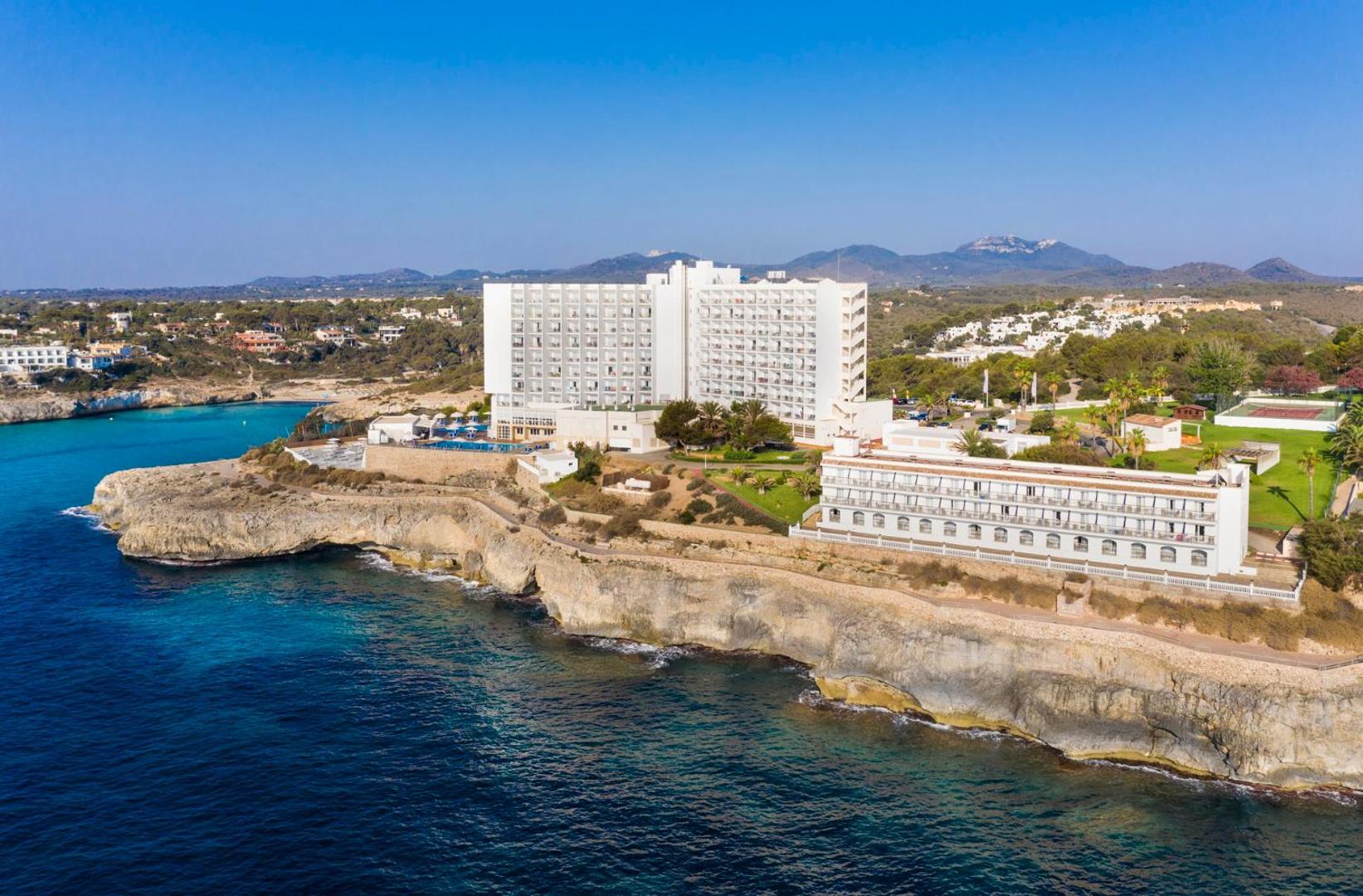 Globales America, Calas de Mallorca (updated prices 2026) 8