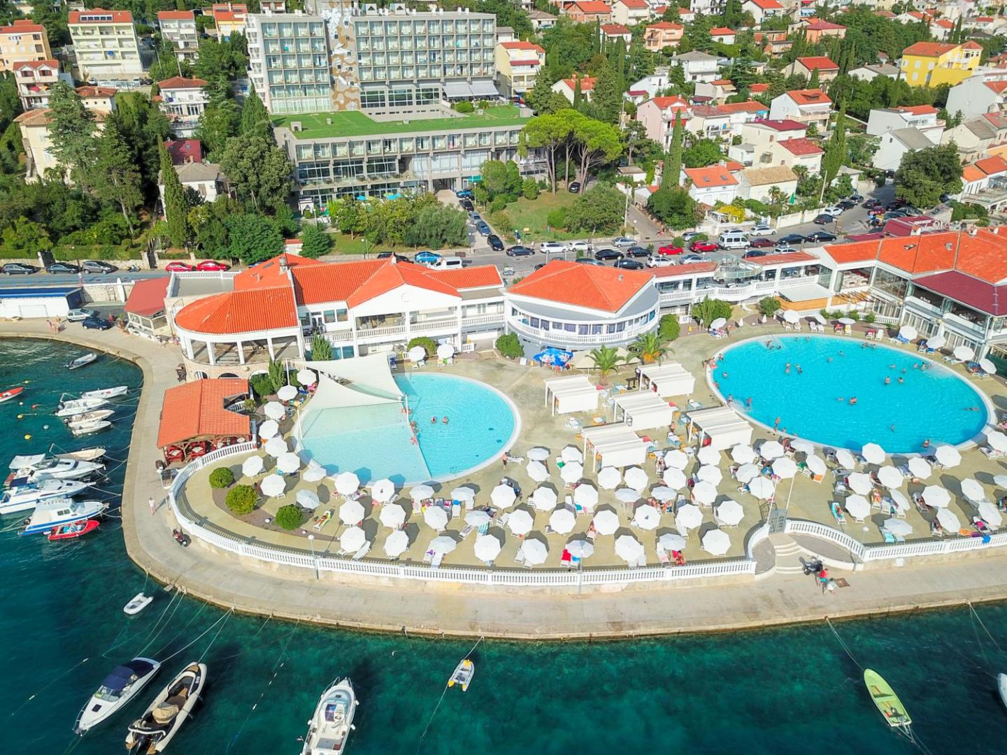 Hotel Katarina 8