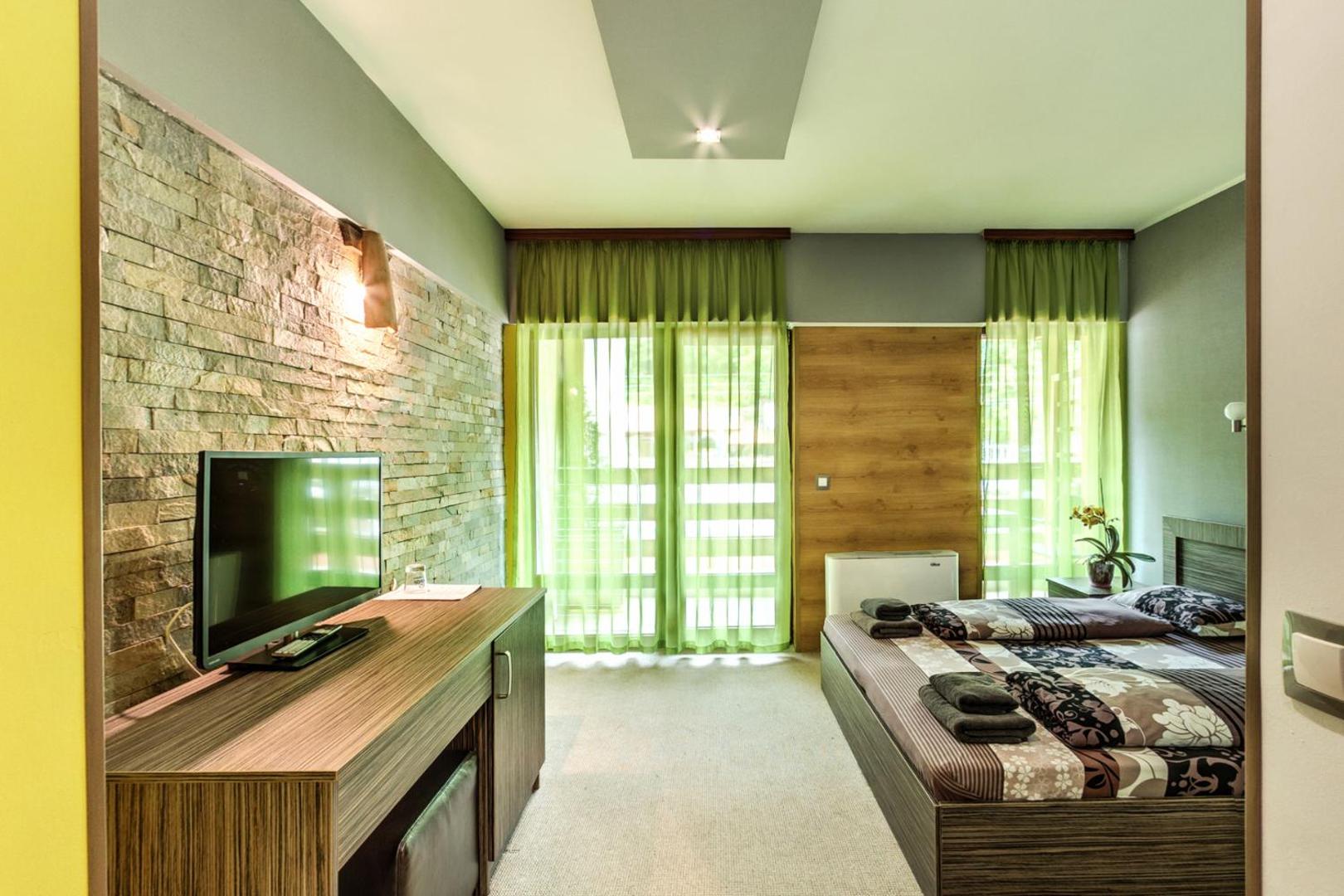 Family Hotel BOHEMA 7