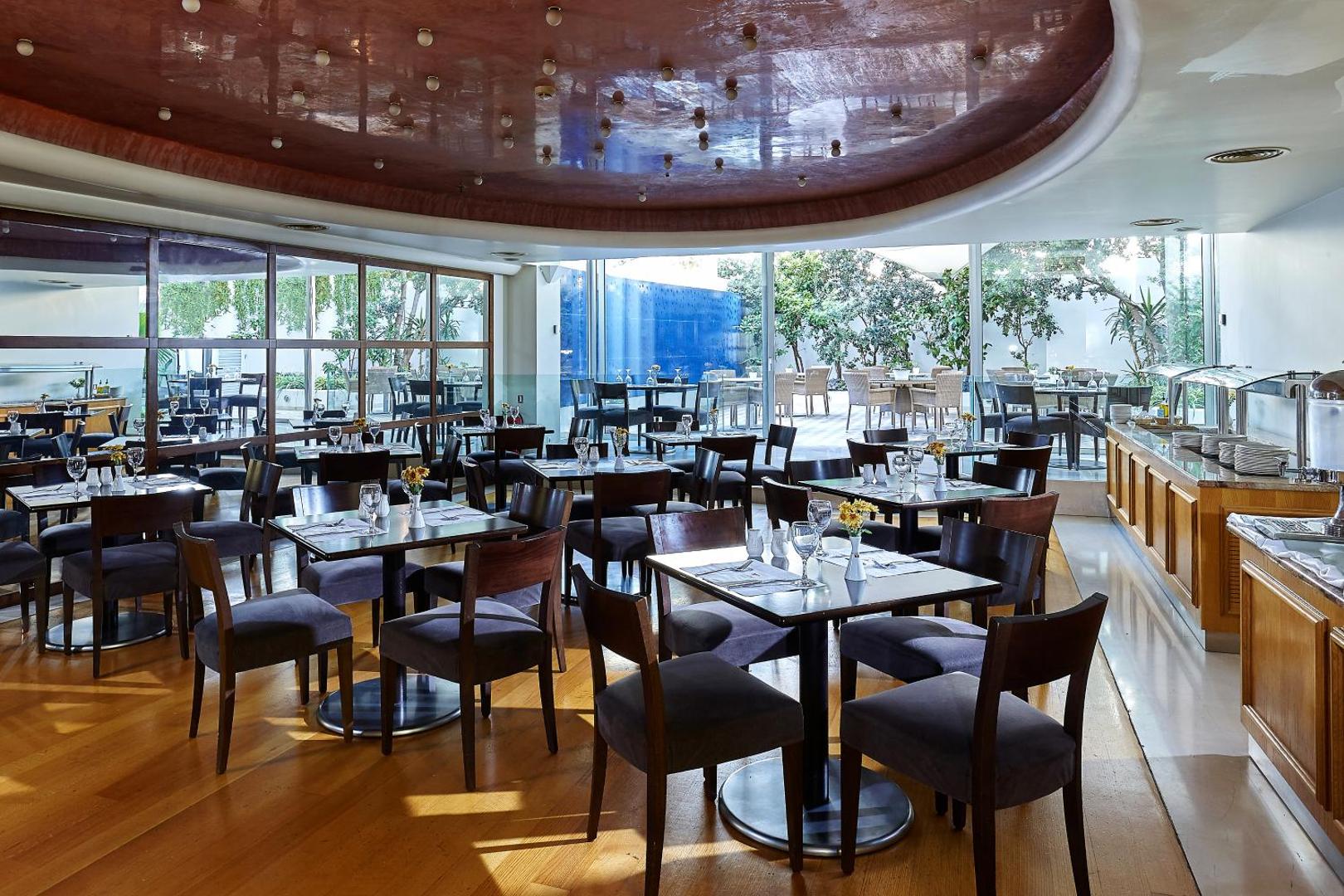 Atrion Hotel 5