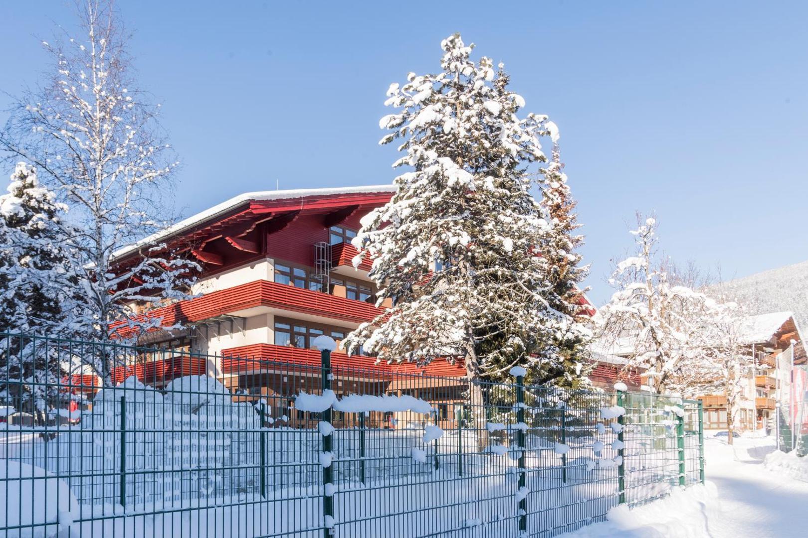 JUFA Hotel Altenmarkt-Zauchensee 7