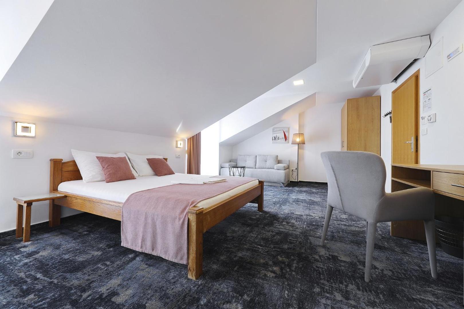 Hotel Beni 2