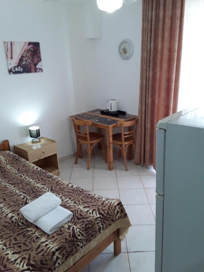 Hause Zorbas 5
