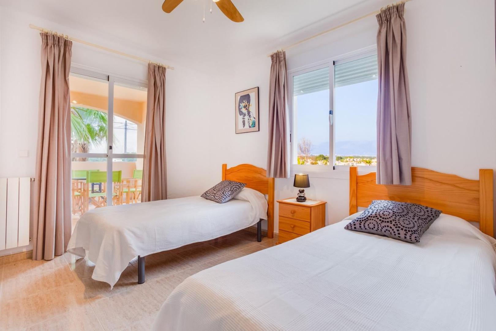 Villa Roser - Family only 3