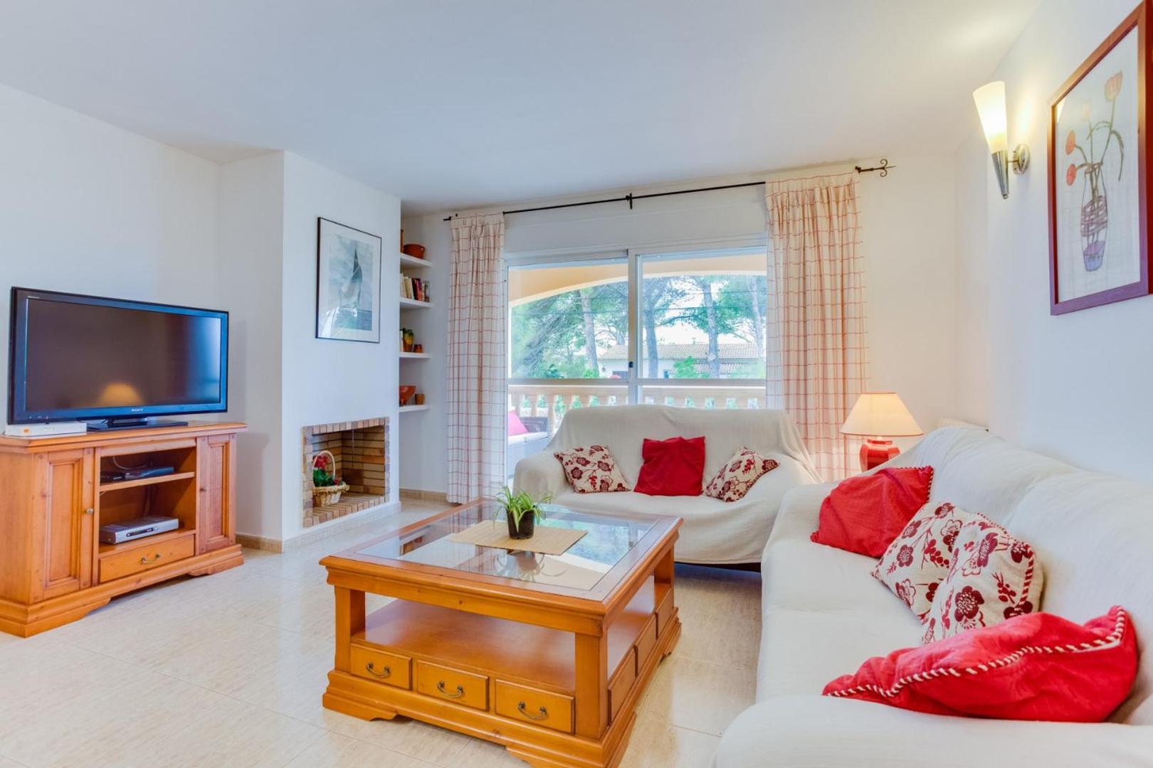 Villa Roser - Family only 7