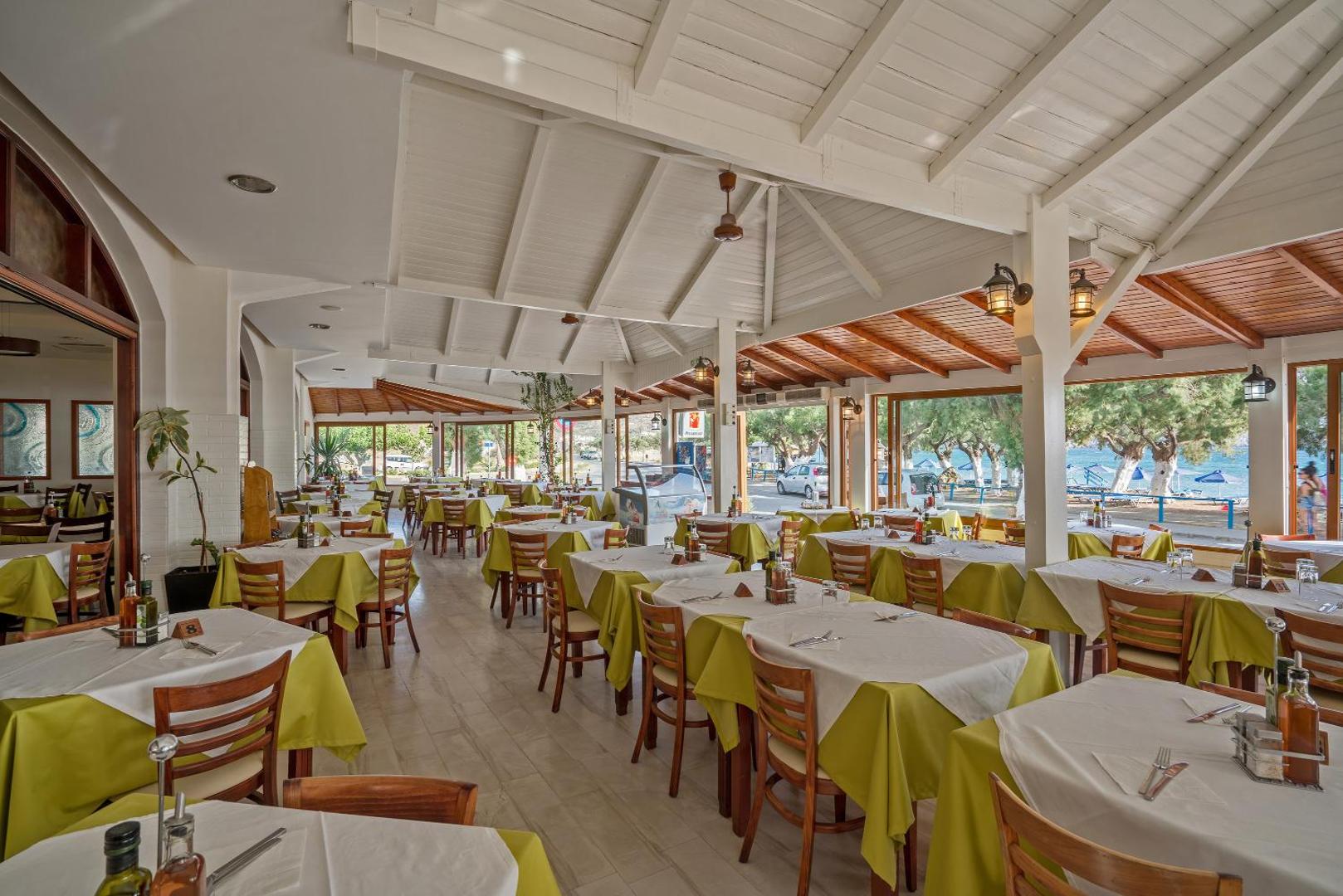 Alianthos Beach Hotel 5