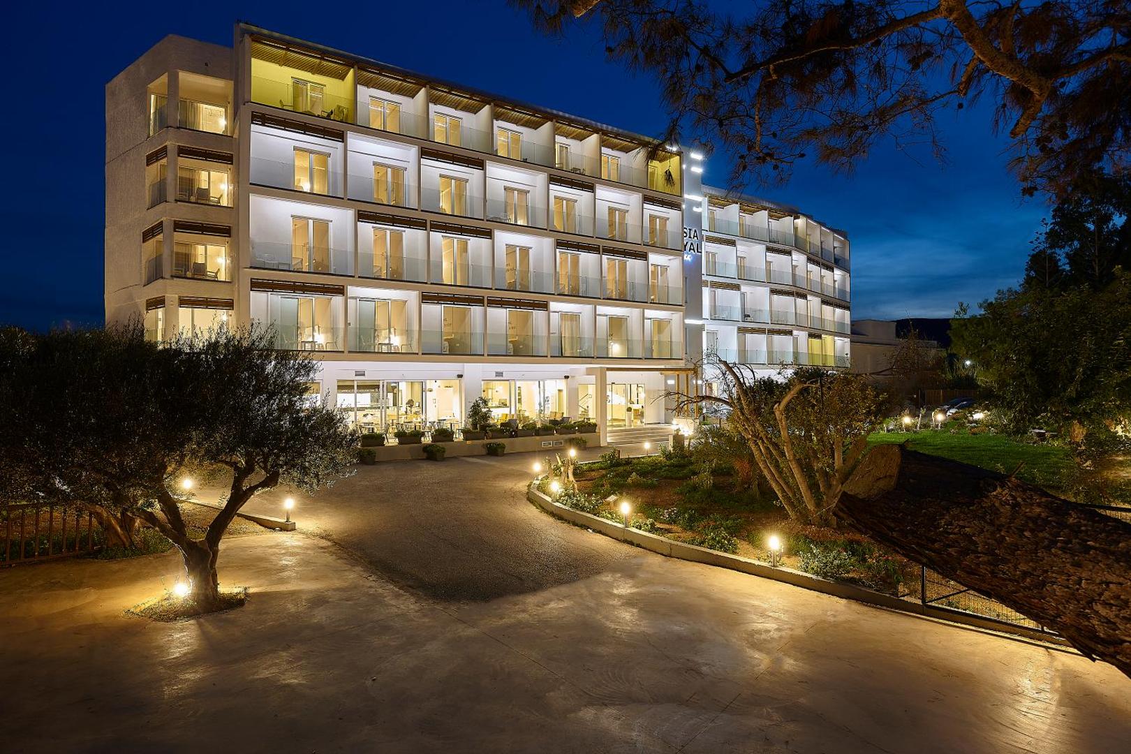 Vasia Royal Hotel 7