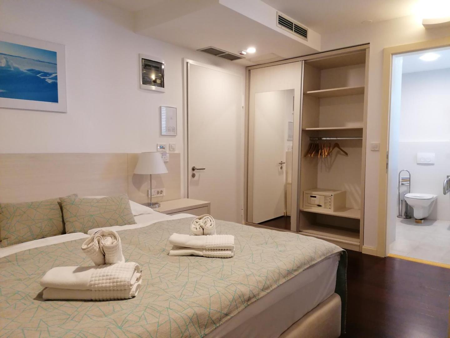 Hotel Borovnik 4