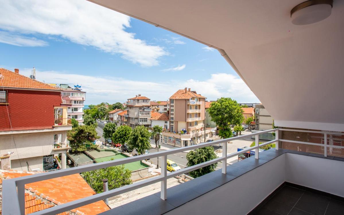 Hotel Mistral 7