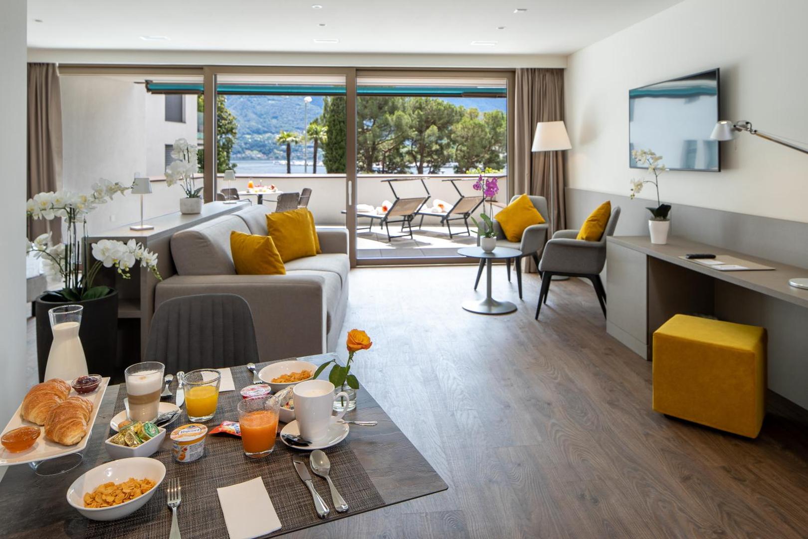 Hotel Lago Maggiore - Welcome! 5