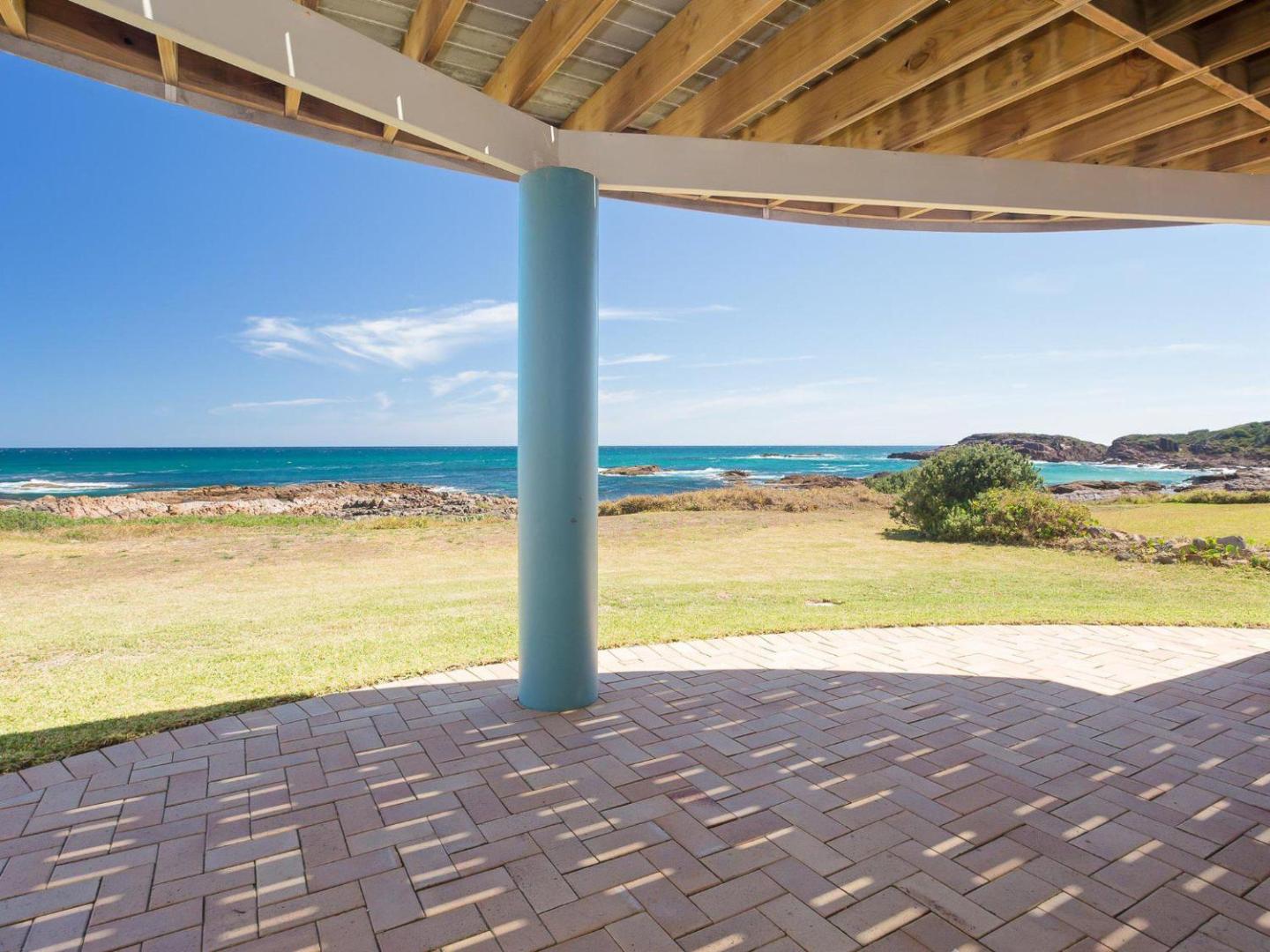 The Whale Watcher’, 1/6 Birubi Lane – waterfront unit with stunning views, level access