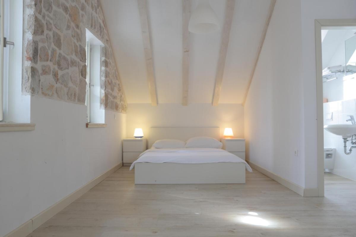Hotel Maestral 8