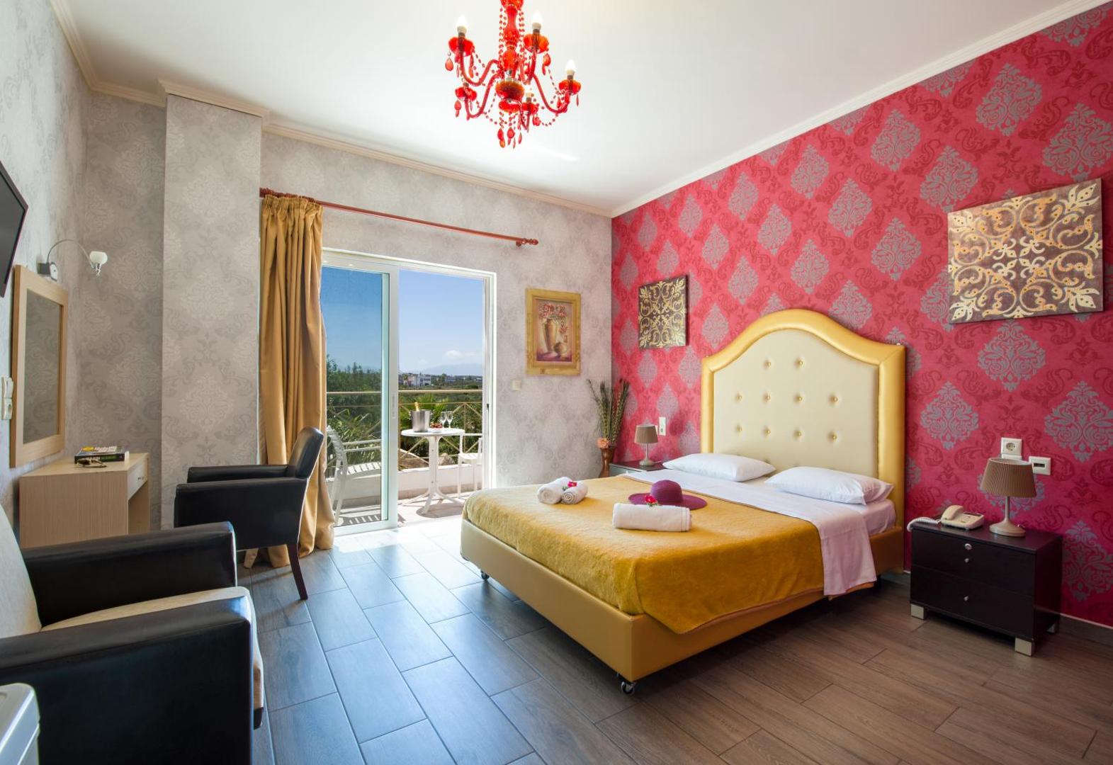 Paradice Hotel Luxury Suites-Near zorbas Beach-FREE Breakfast 6