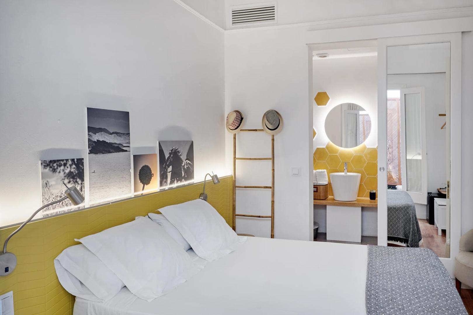 Mon Hotel 8