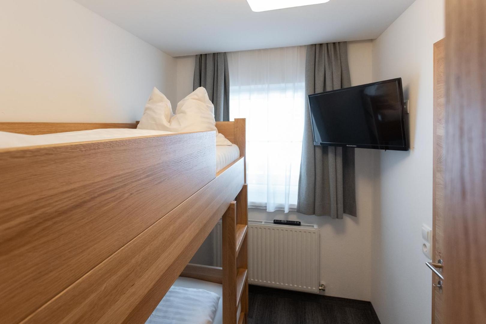 Wander- und Familienhotel Erika 6