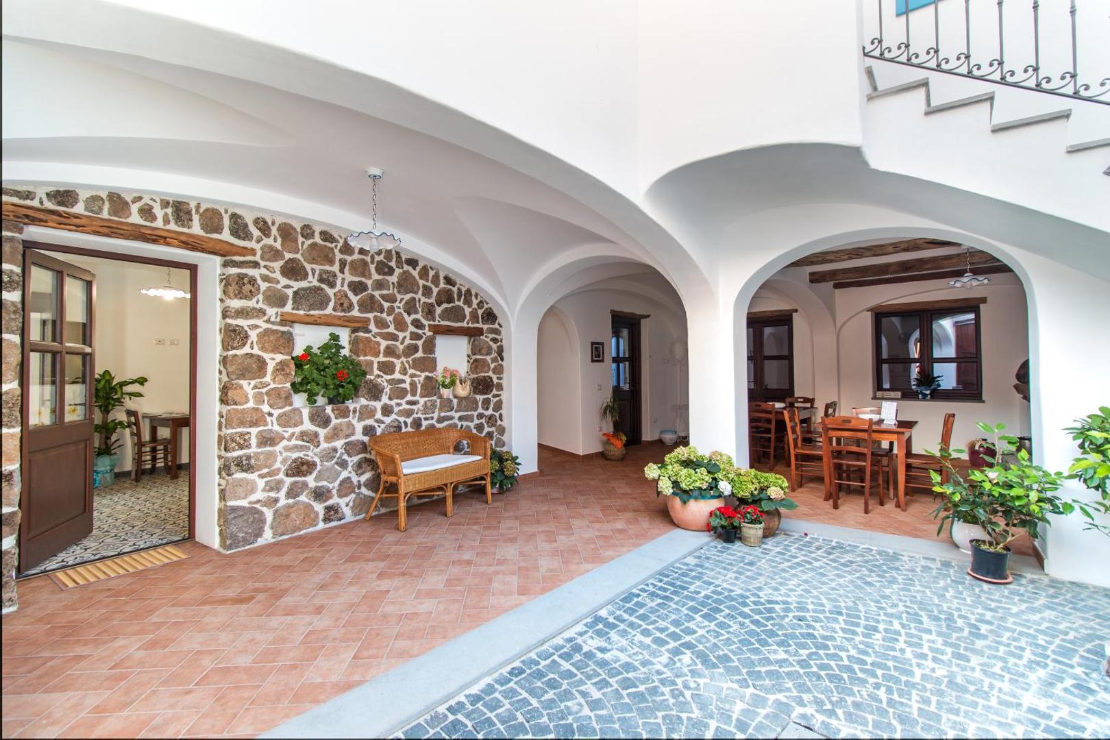 Ghivine Albergo Diffuso 5