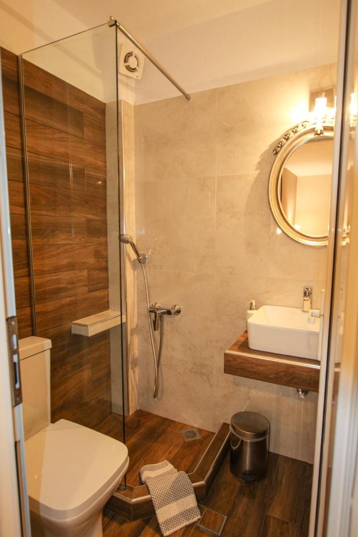 Hotel Apollon 8
