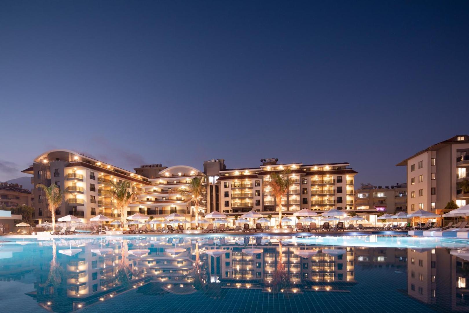 Green Garden Resort & Spa Hotel 5