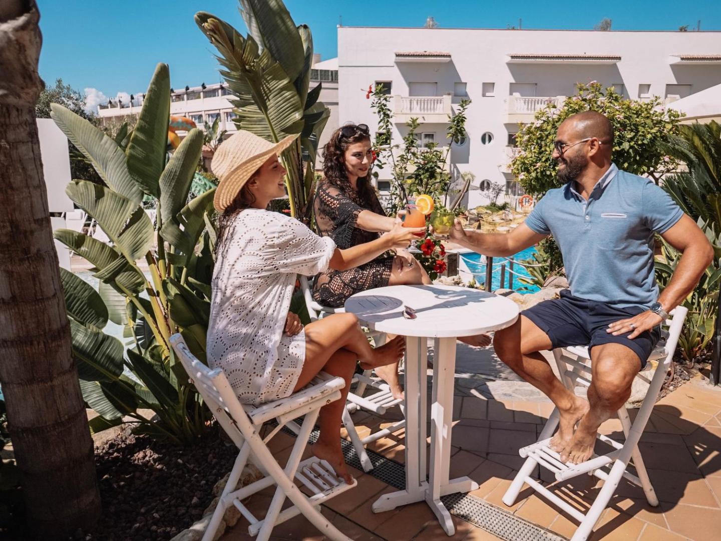 Hotel Alba Seleqtta 6