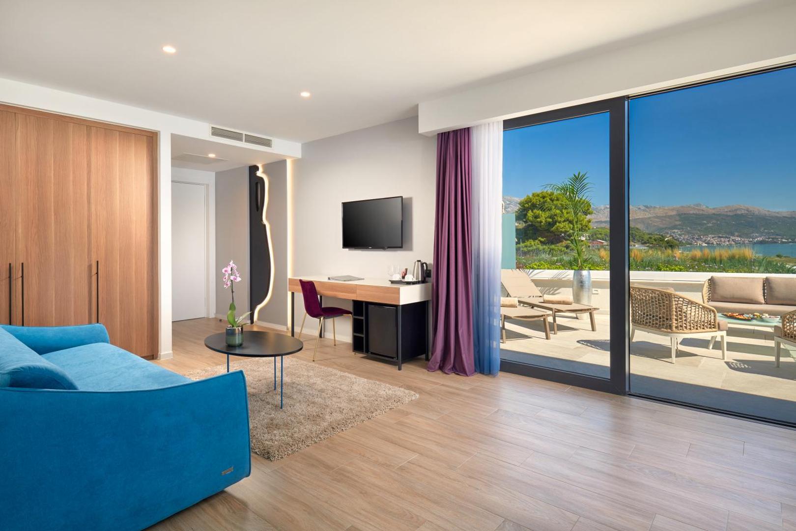 Amphora Hotel 7