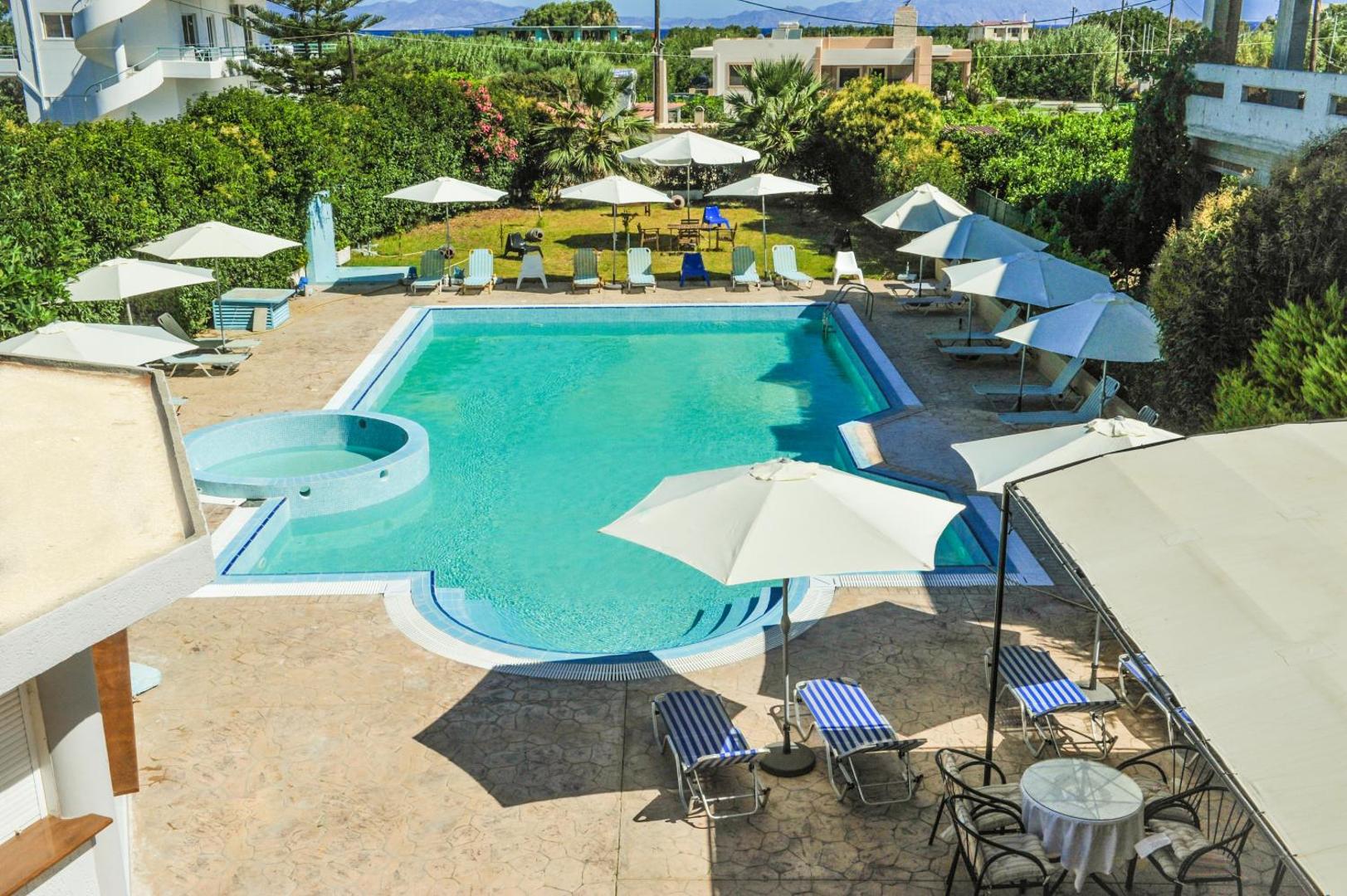 Valentino Hotel 5