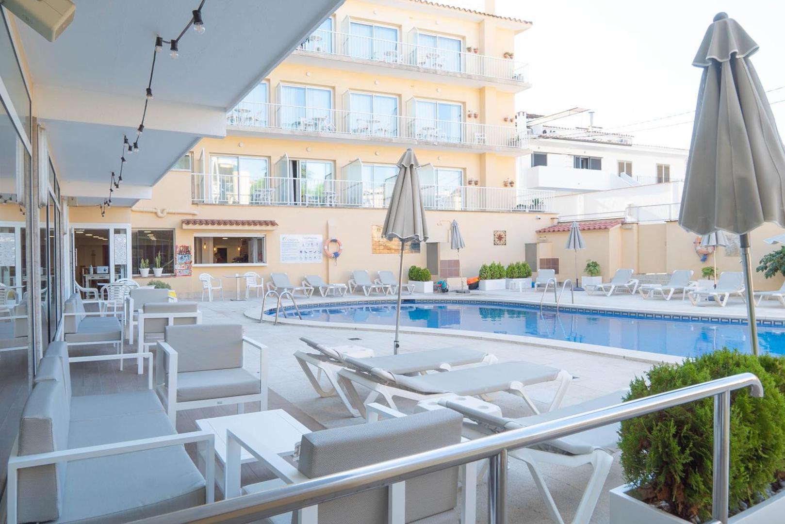 Hotel S'Agoita 1