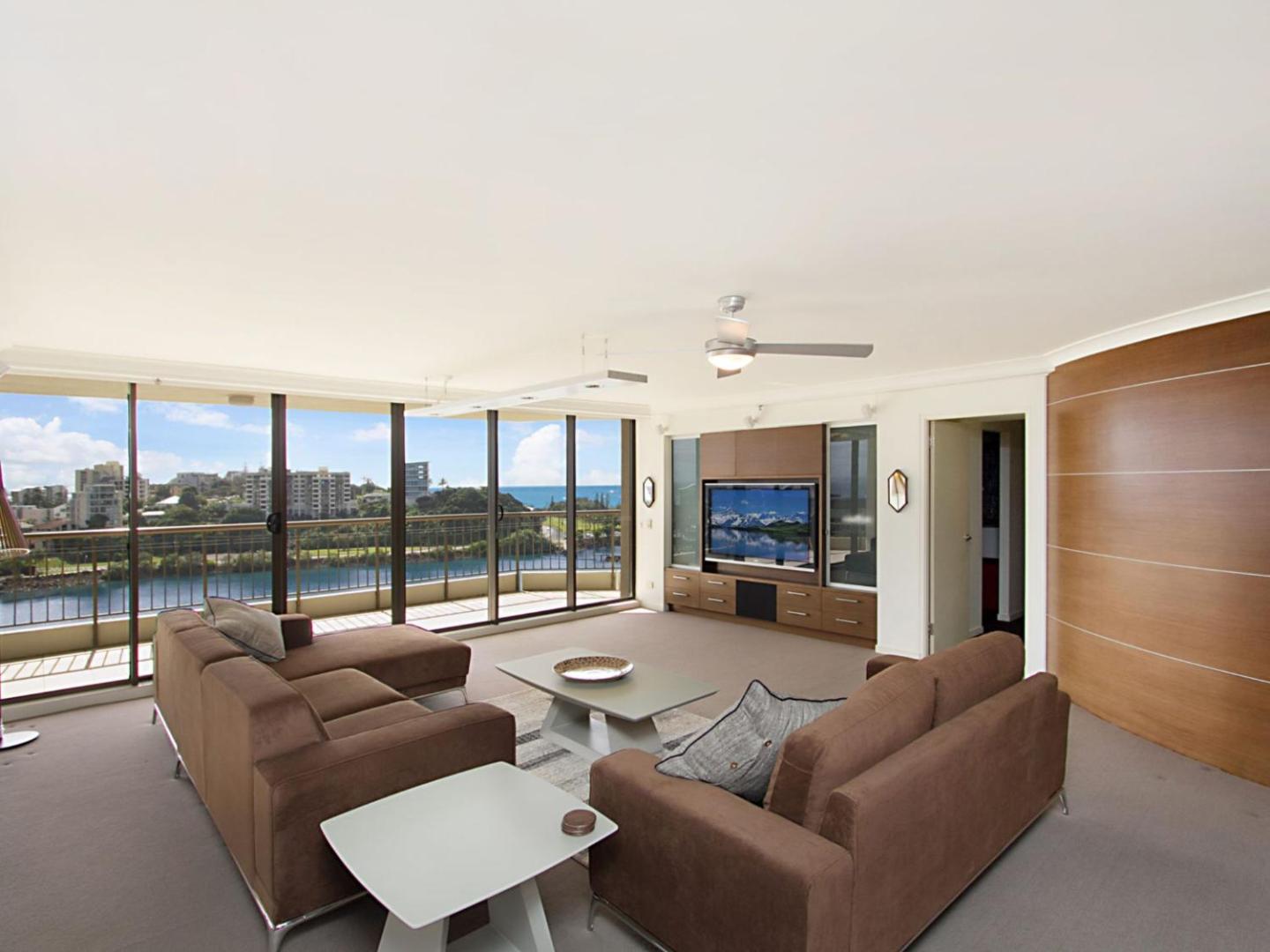Seascape Apartments Unit 1201A – Luxury apartment with views of the Gold Coast and Hinterland