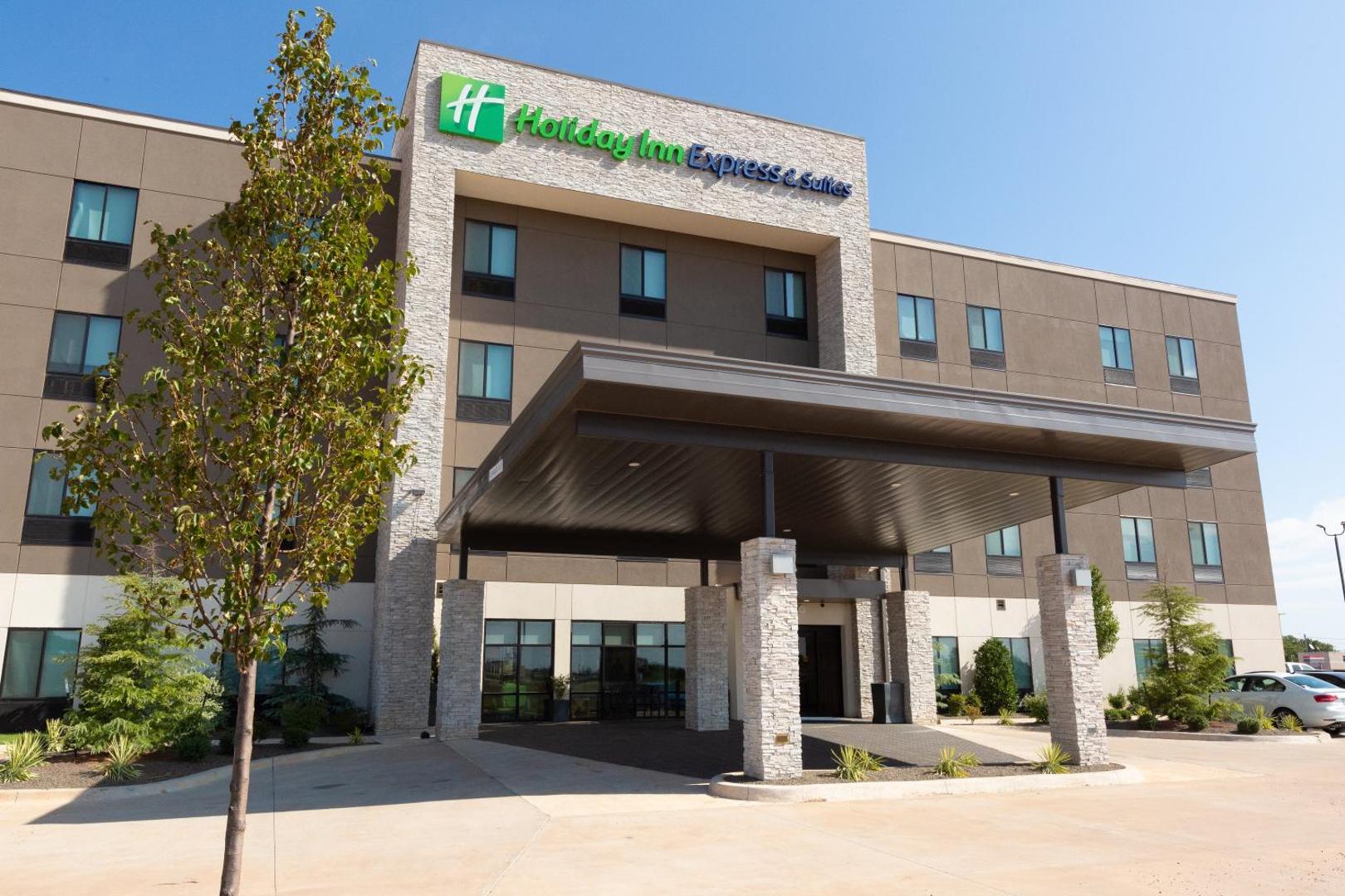 Holiday Inn Express & Suites – Kingfisher, an IHG Hotel