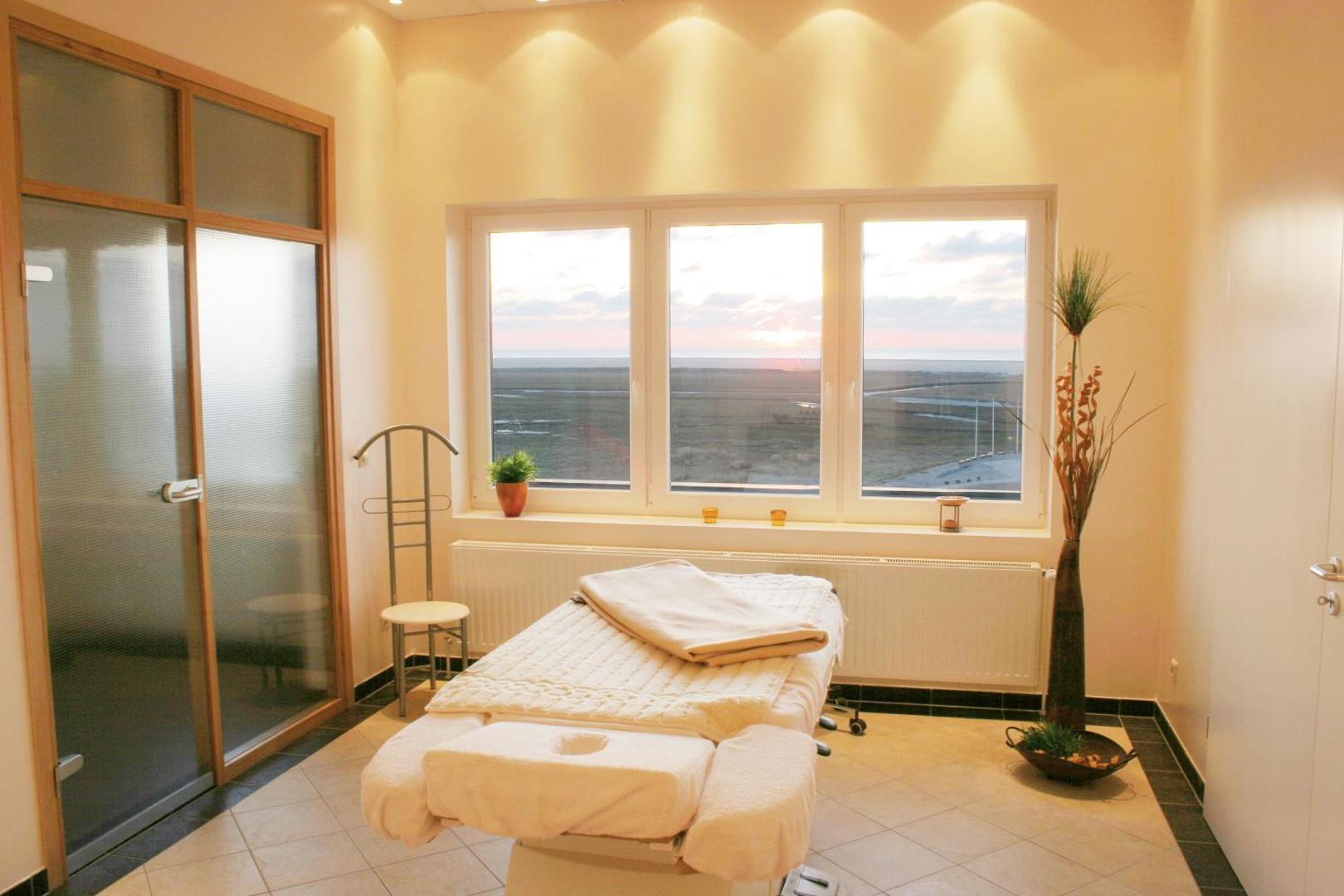ambassador hotel & spa 4