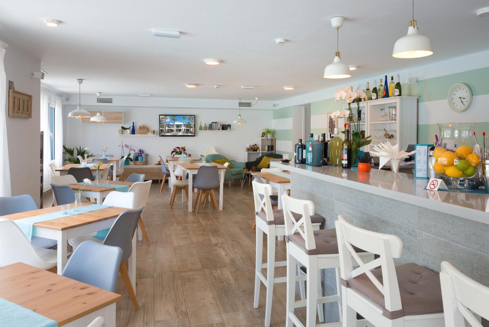 Apartamentos Playamar 6