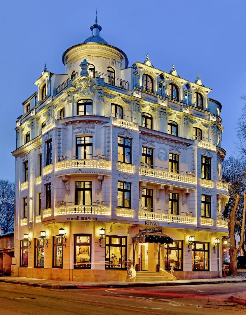 Royal Hotel 1