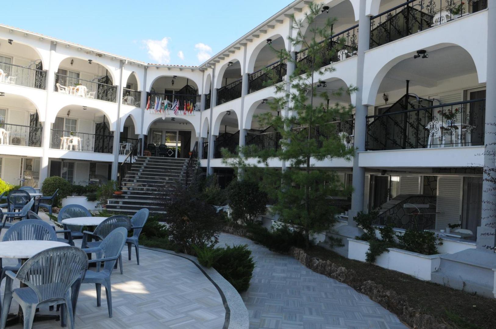 Pegasus Hotel 8