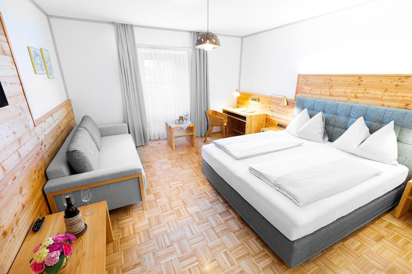 Hotel-Restaurant-Café Krainer 1