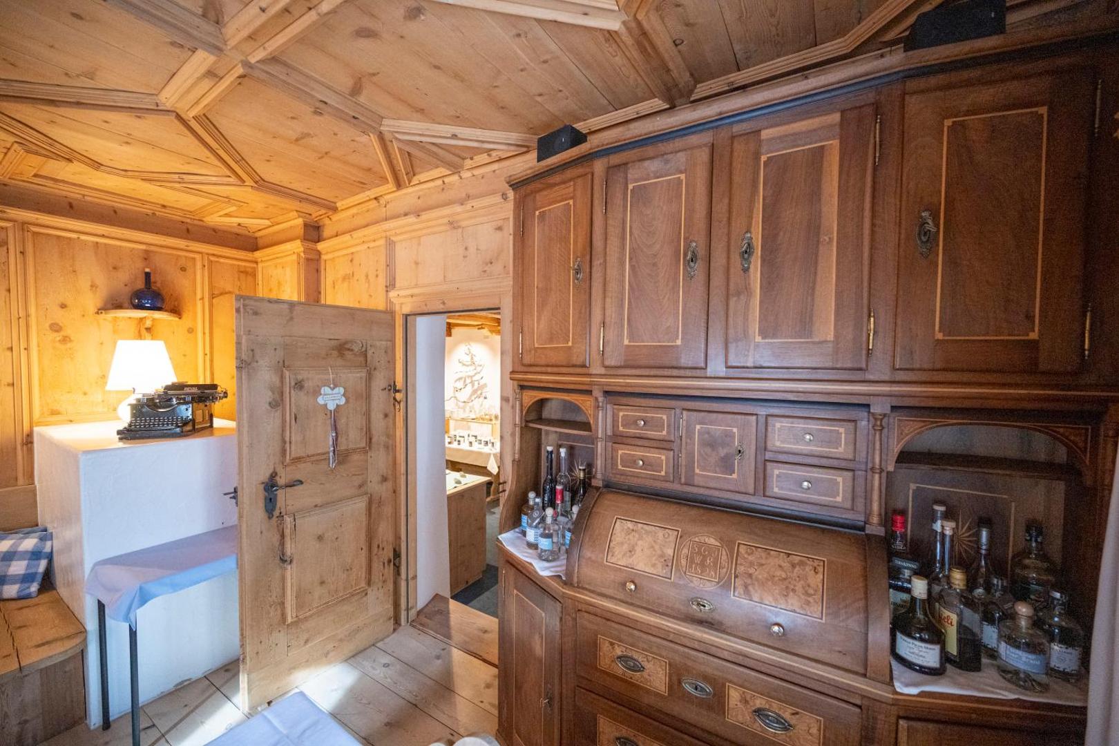 Hotel Garni Engiadina - Boutique Hotel 5