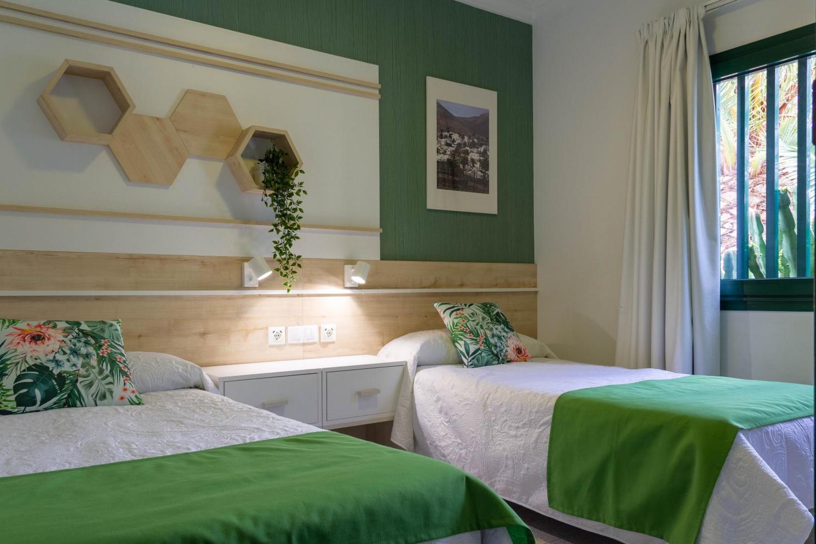 Apartamentos La Tegala 8