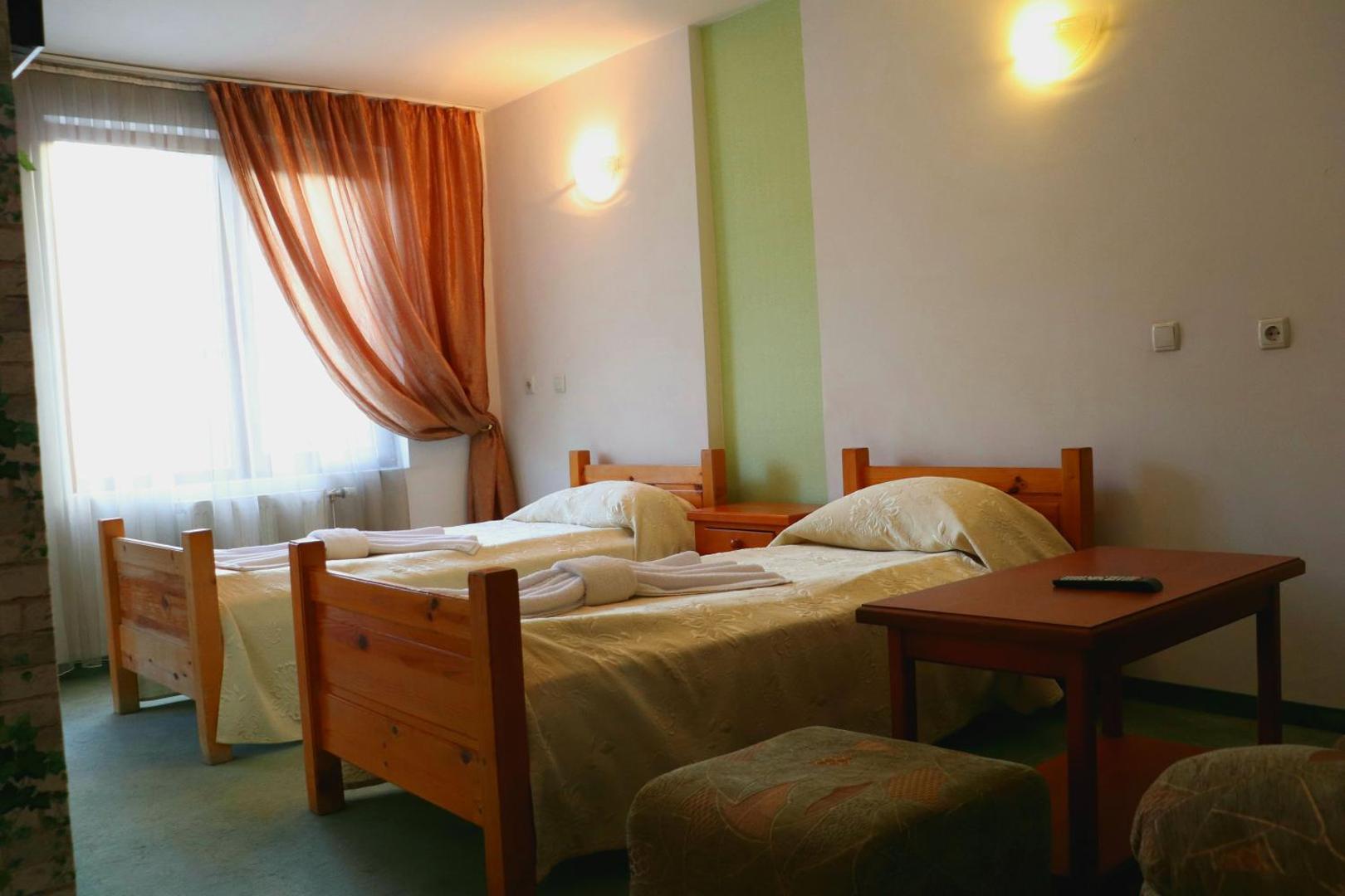 Family Hotel LILI 7